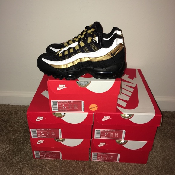 Last 2 Nike Air Max 95 OG Black Metallic Gold - Picture 4 of 8